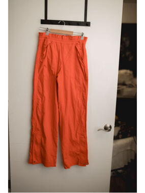 Women's Athleta Trekkie Parachute Pants Vermilion Orange 6 T Tall